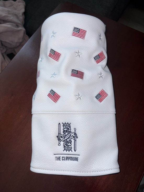 Callaway Other - NWT- Callaway Barrel USA Head Cover with Private Club Claymore Tournament Crest